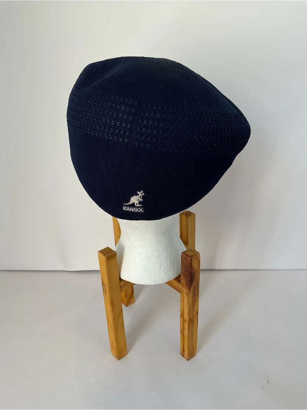 Men’s Kangol Ventair Navy Blue Flat Cap Newsboy Hat